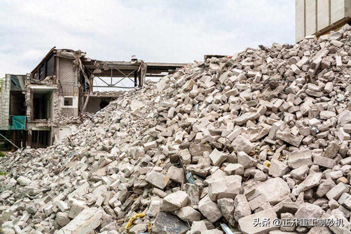 移动破碎站：建筑垃圾资源化利用的新利器