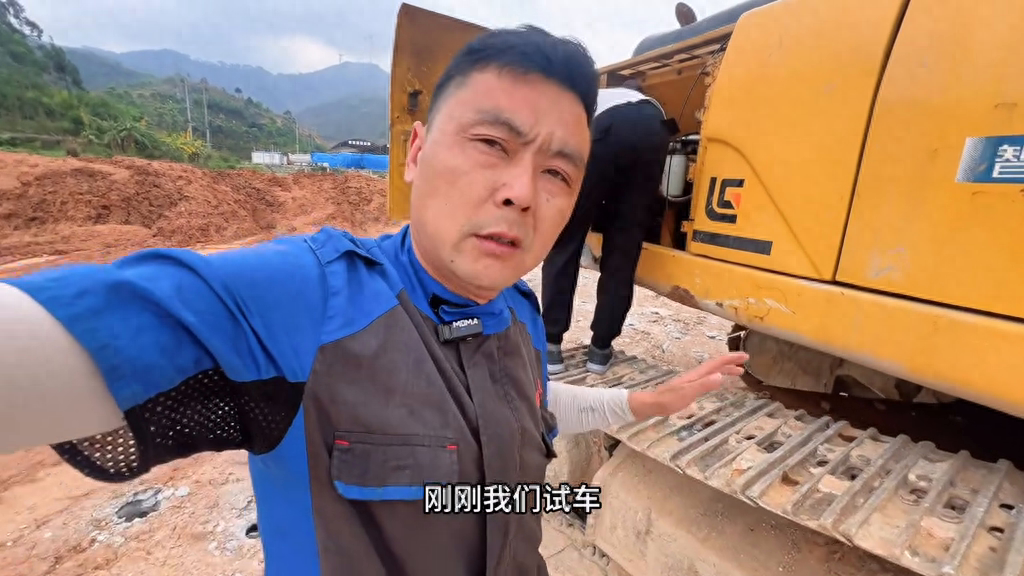 挖掘机憋车 故障现象差不多