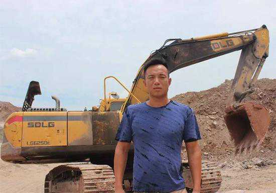 山东临工挖掘机：3年14000小时，发动机都没动过！