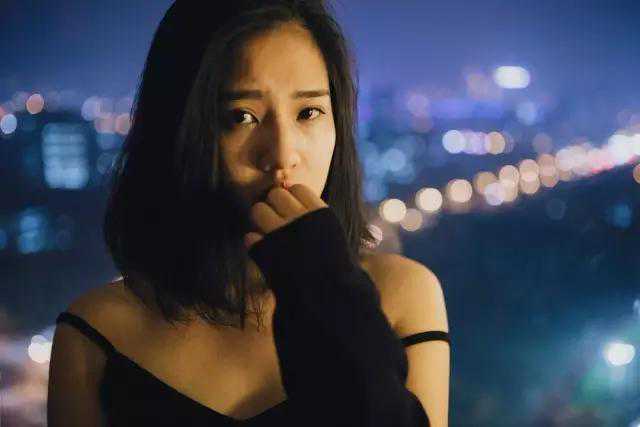 新手小白如何选择合适的相机镜头？