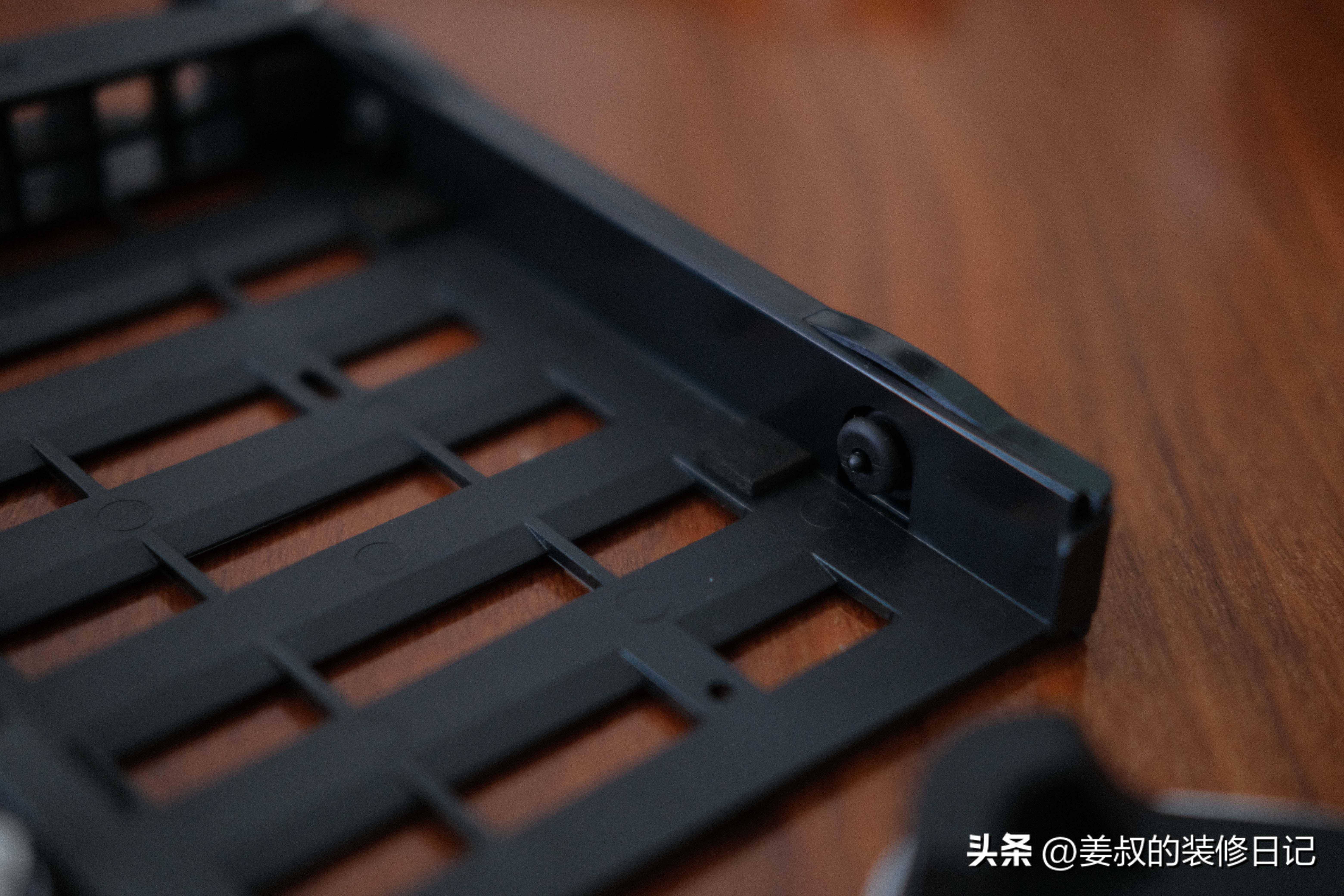 轻松打造私人影音中心，适合新手的NAS：极空间Z4S使用体验