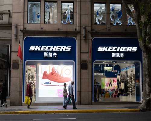 《中国粮的奇迹》第二集｜人工智能、大数据运算、农业智能化……科技助力中国粮